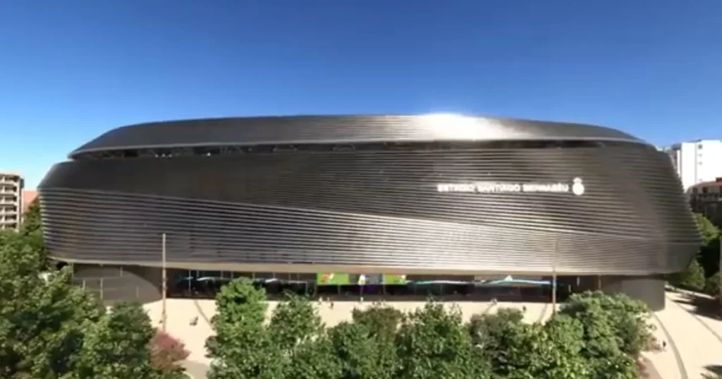 Santiago Bernabéu Stadium from side